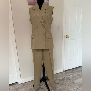 Linen Sleeveless Blazer and Trousers set